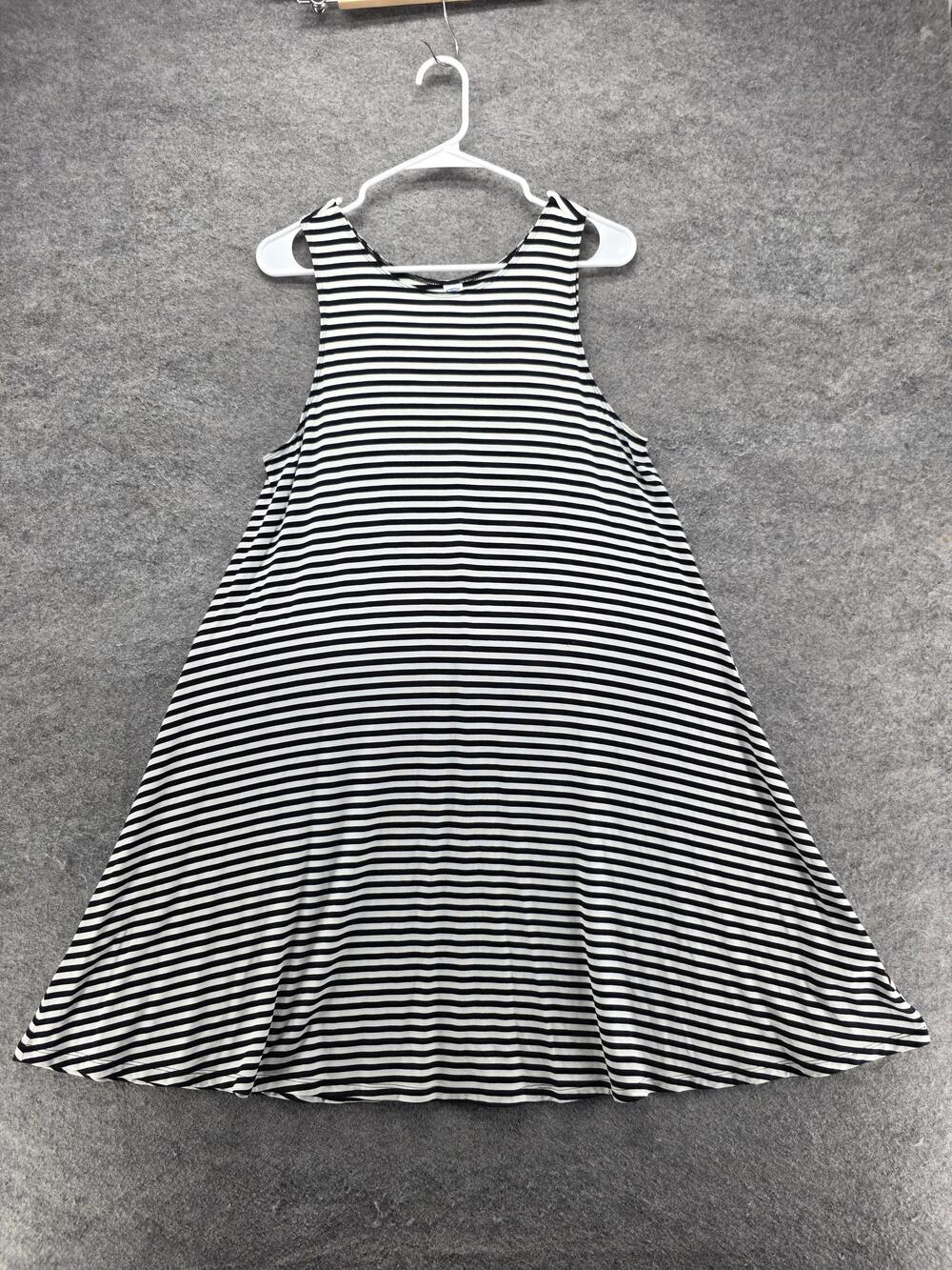 Old Navy Dress Womens L Black Trapeze & Swing Knee Length Striped Casual